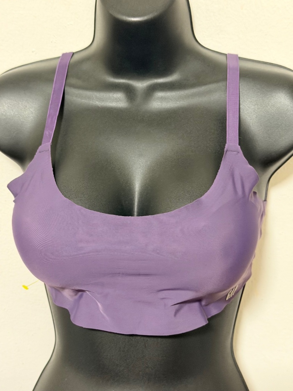 Gap. Purple Seamless Wireless Barlette. Sz. M